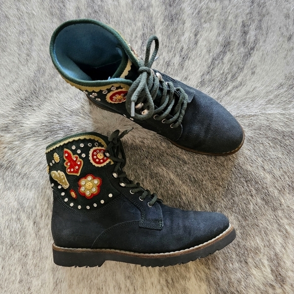 Mariagrazia Ripari Vintage Suede Embroidered Floral Studded Lace Up Boots - Picture 1 of 12